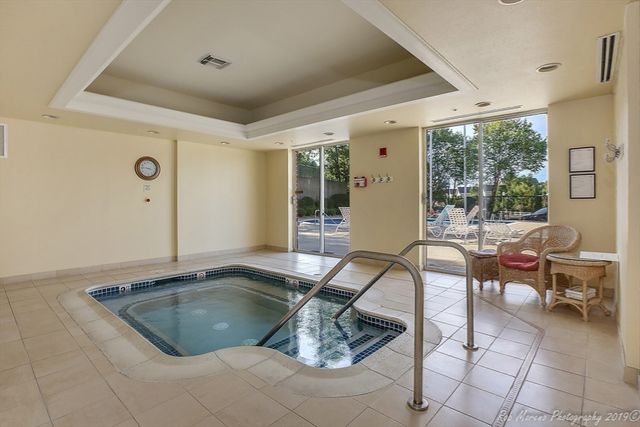 36 Village Rd 603, Middleton, MA 01949