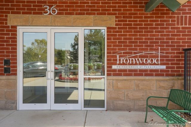 36 Village Rd 603, Middleton, MA 01949