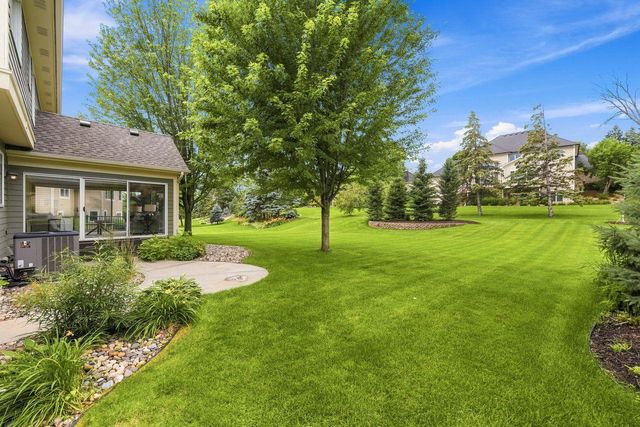 3824 Fairway Terrace, Woodbury, MN 55125