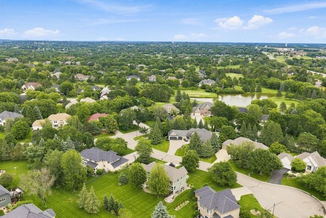 3824 Fairway Terrace, Woodbury, MN 55125