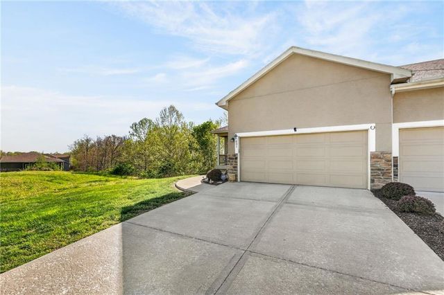 631 N 74th Street, Kansas City, KS 66112