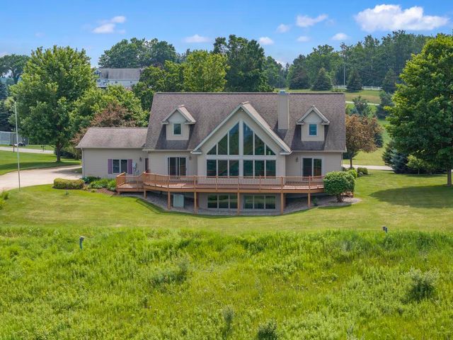 136 Lakeridge Trail, Boyne City, MI 49712