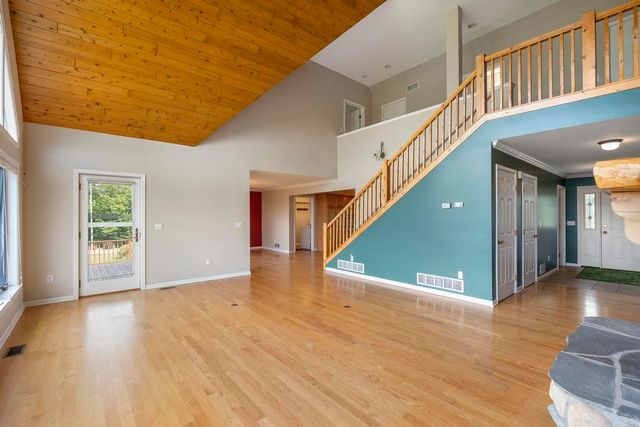 136 Lakeridge Trail, Boyne City, MI 49712