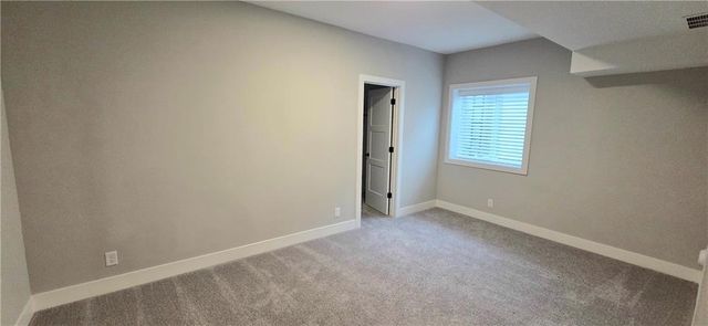 1607 SW Arbormist Drive, Lee's Summit, MO 64082