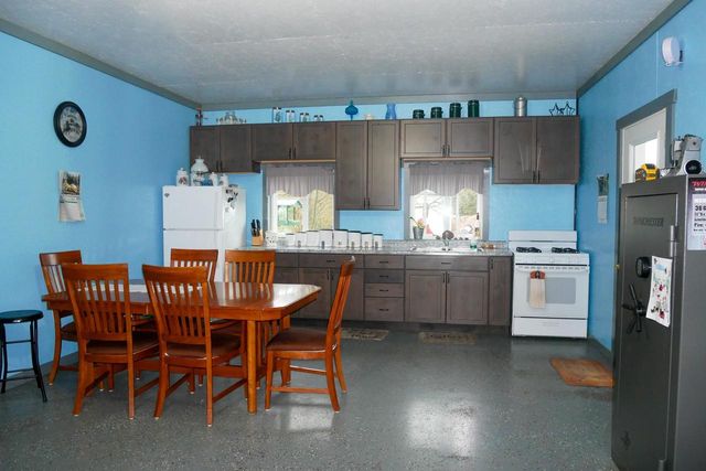 N423 9TH AVENUE, Lublin, WI 54447