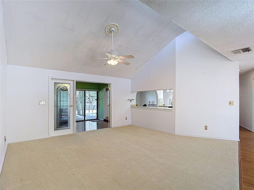 Image 13 of property listing at 34485 CEDARFIELD DRIVE, Dade City, FL 33523