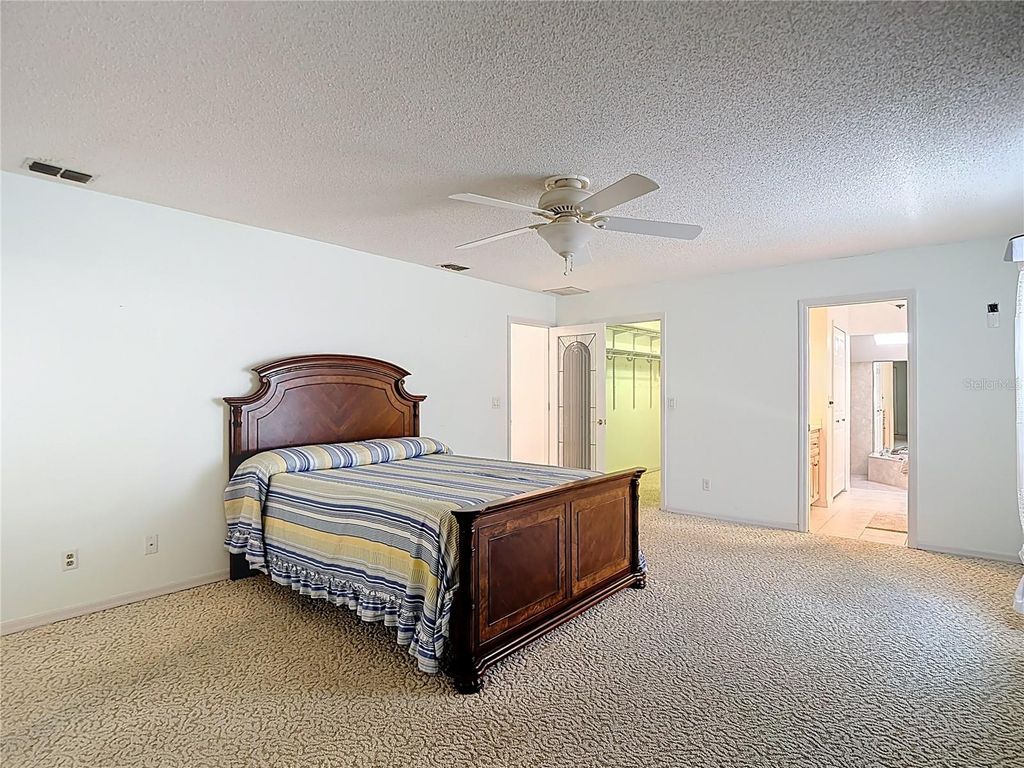 Image 45 of property listing at 34485 CEDARFIELD DRIVE, Dade City, FL 33523