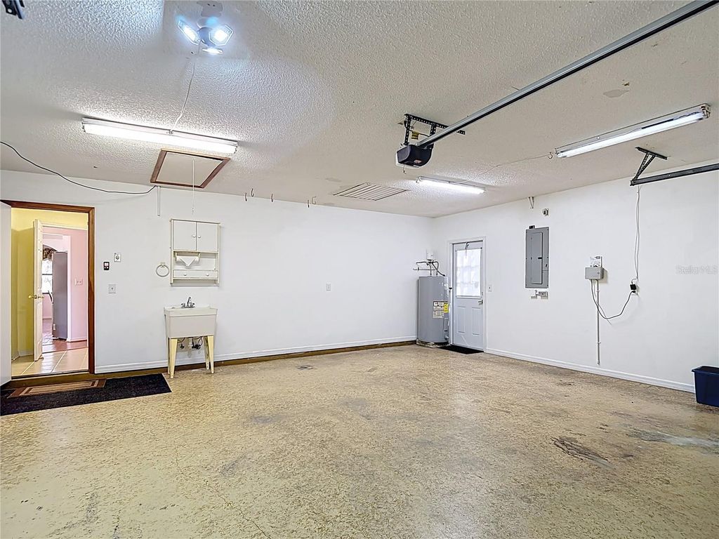 Image 68 of property listing at 34485 CEDARFIELD DRIVE, Dade City, FL 33523