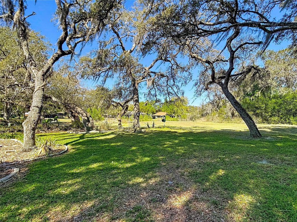 Image 79 of property listing at 34485 CEDARFIELD DRIVE, Dade City, FL 33523