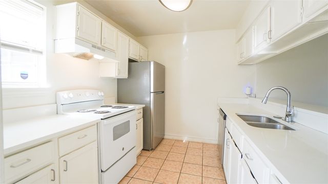 1777 Westerham Drive, Dallas, TX 75232
