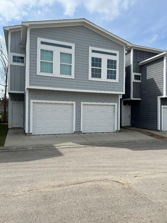 18819 Luminescent Lane, Spring, TX 77379