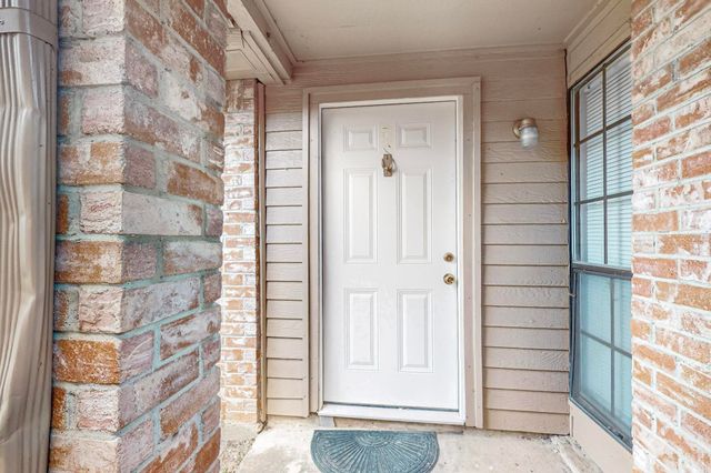 2510 Limestone Drive, Arlington, TX 76014