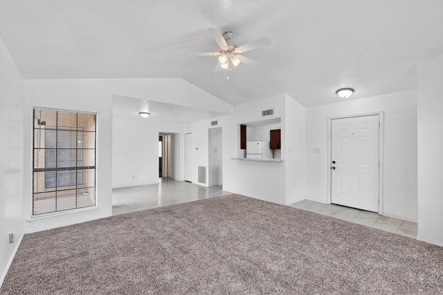 2510 Limestone Drive, Arlington, TX 76014