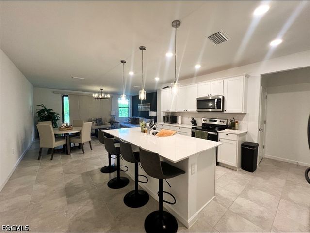 1545 Lake Jessup CIR, Cape Coral, FL 33909