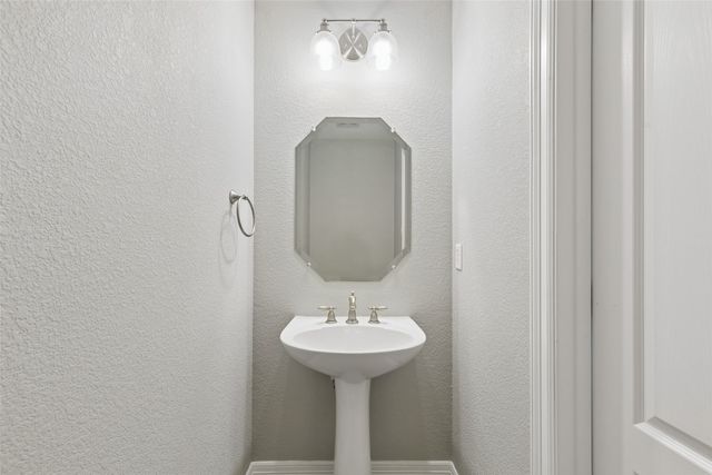 1208 Saddle Trail, Willow Park, TX 76087