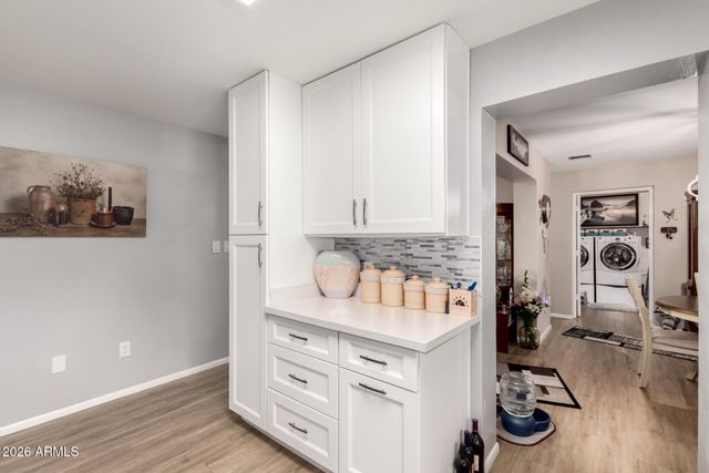 410 N 56TH Place, Mesa, AZ 85205