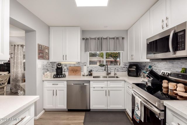 410 N 56TH Place, Mesa, AZ 85205