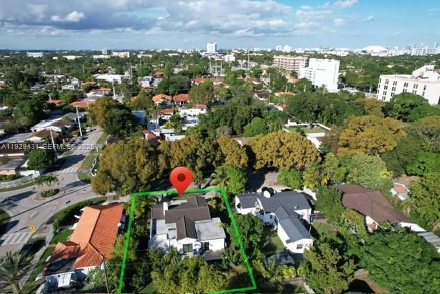 2818 SW 19th St, Miami, FL 33145