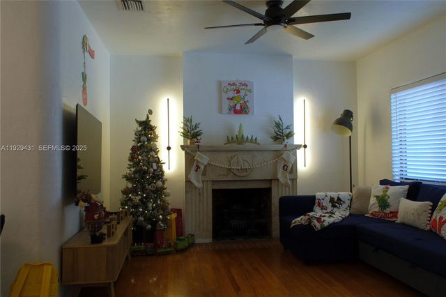 2818 SW 19th St, Miami, FL 33145