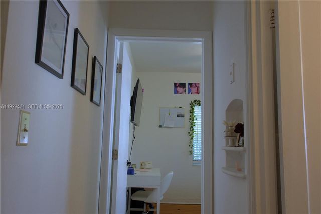 2818 SW 19th St, Miami, FL 33145