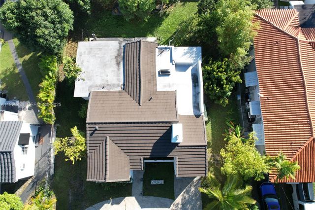 2818 SW 19th St, Miami, FL 33145