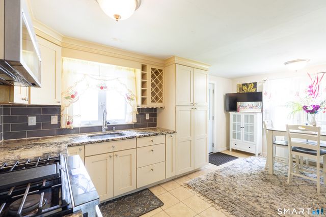 170 Amherst Street, Hartford, CT 06106
