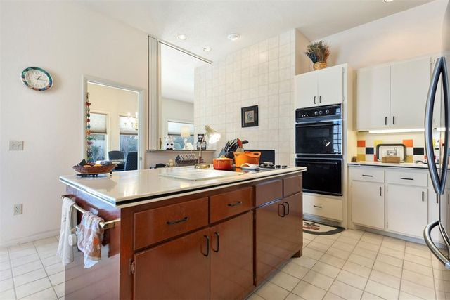 812 Julies Trail, Edmond, OK 73012