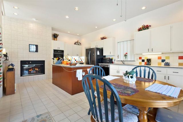 812 Julies Trail, Edmond, OK 73012