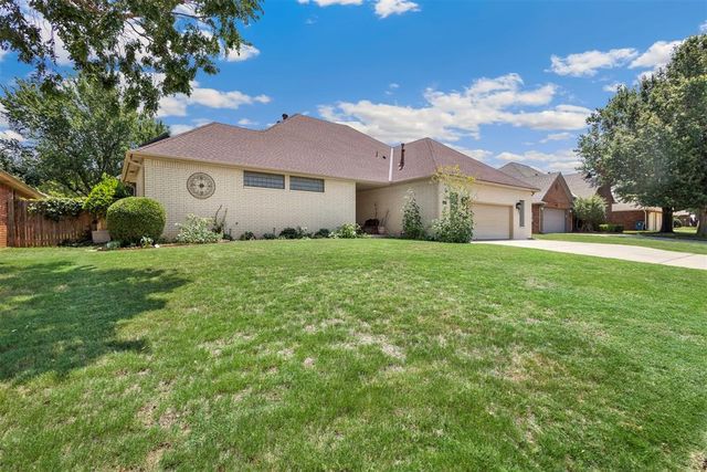 812 Julies Trail, Edmond, OK 73012