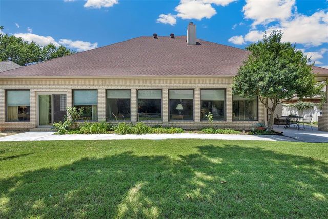 812 Julies Trail, Edmond, OK 73012