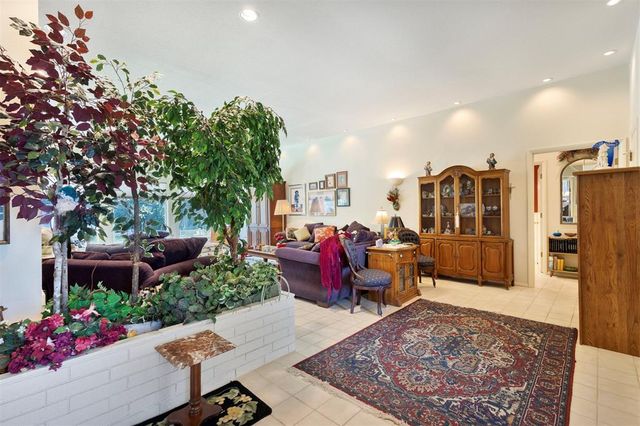 812 Julies Trail, Edmond, OK 73012