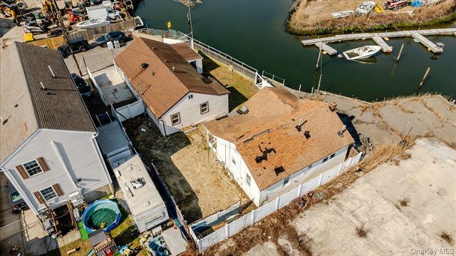 214 beach third, Far Rockaway, NY 11691