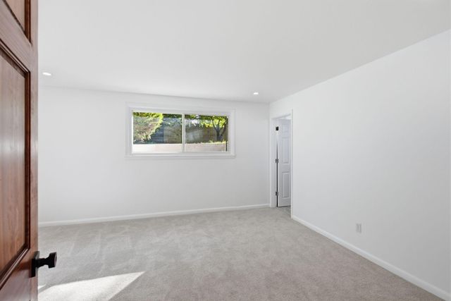 309 Thistleton Circle, Lexington, KY 40502