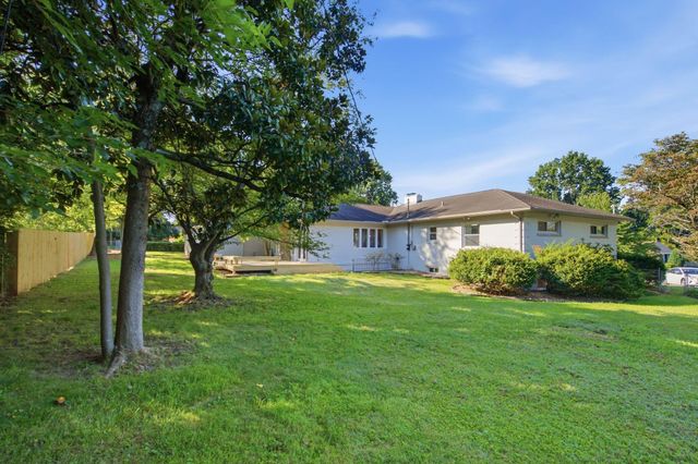 309 Thistleton Circle, Lexington, KY 40502