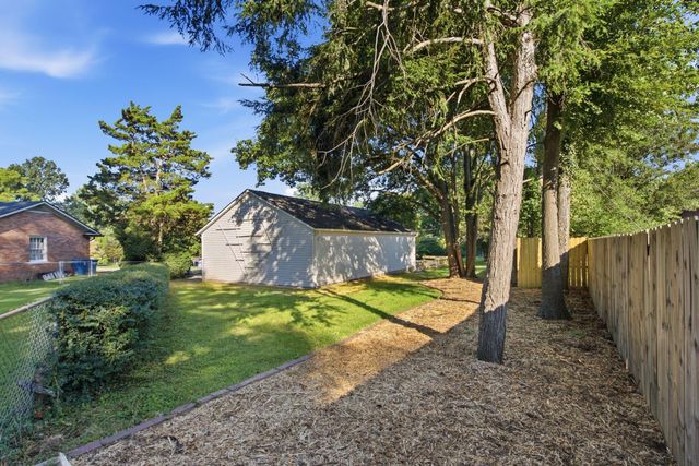309 Thistleton Circle, Lexington, KY 40502