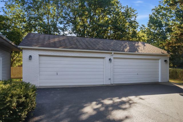 309 Thistleton Circle, Lexington, KY 40502