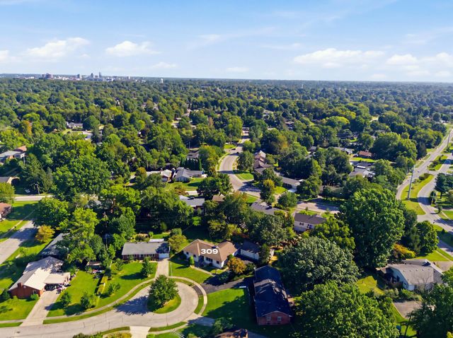309 Thistleton Circle, Lexington, KY 40502