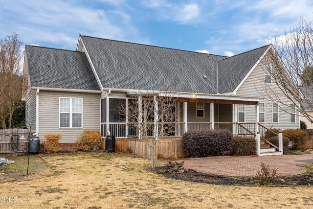 29 Dexterfield Drive, Fuquay Varina, NC 27526