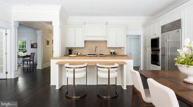 2913 UNIVERSITY TER NW, Washington, DC 20016