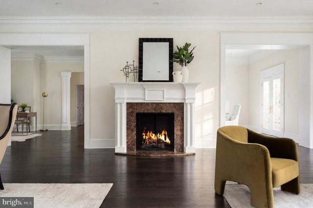 2913 UNIVERSITY TER NW, Washington, DC 20016