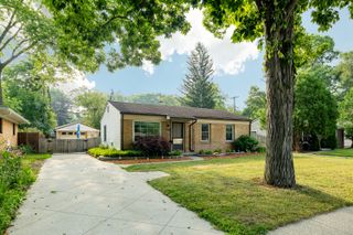1036 N Maple Road, Ann Arbor, MI 48103