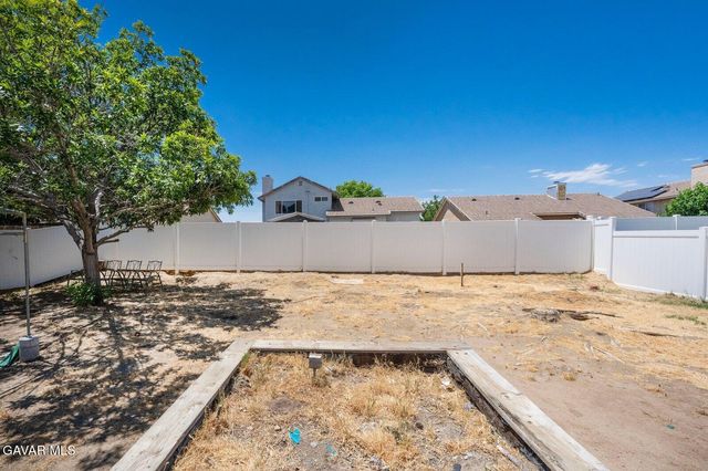 44029 Calston Avenue, Lancaster, CA 93535