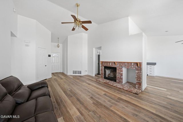44029 Calston Avenue, Lancaster, CA 93535