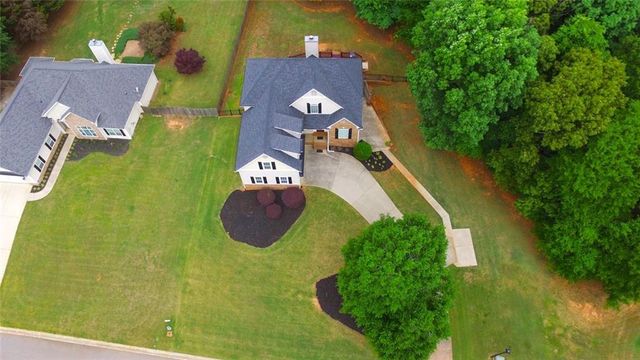 194 Palmer Court, Jefferson, GA 30549