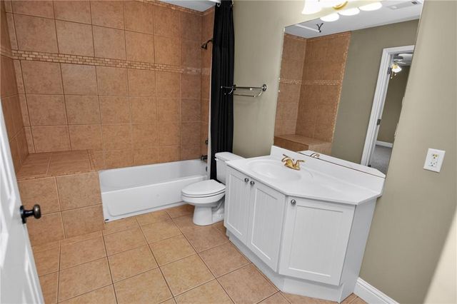 194 Palmer Court, Jefferson, GA 30549