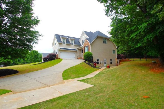 194 Palmer Court, Jefferson, GA 30549