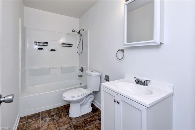 1845 Kensington DR, Hampton, VA 23663