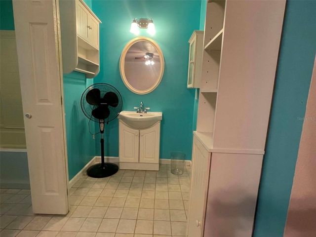 17530 SE HIGHWAY 452, Umatilla, FL 32784