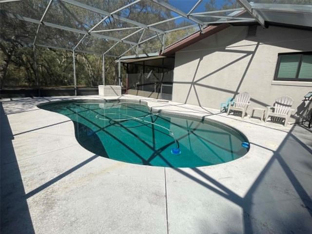 17530 SE HIGHWAY 452, Umatilla, FL 32784