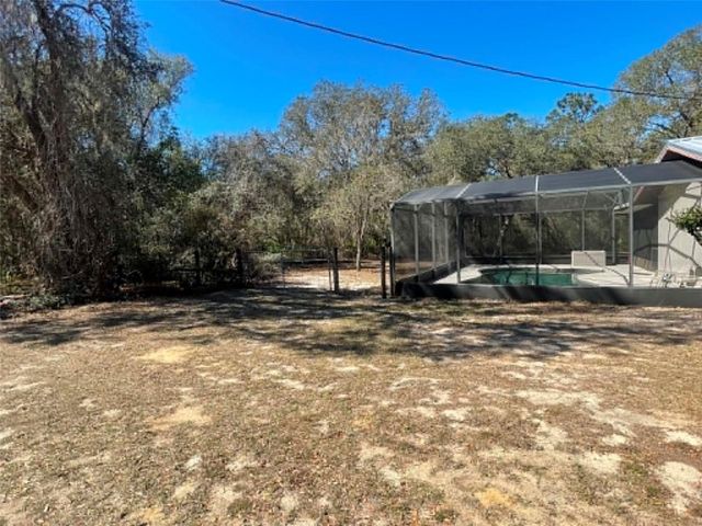 17530 SE HIGHWAY 452, Umatilla, FL 32784